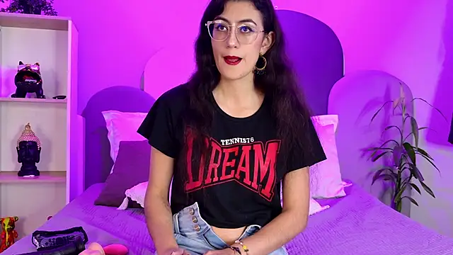 SophieGomez22 online show from 04/25/26, 11:13
