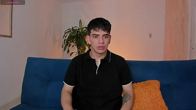 Ares Johnson online show from 10/08/25, 10:46