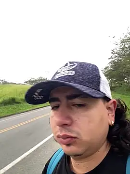 Snapshot of DanielGomez9 chatting on 03/05/26, 11:28 DanielGomez9 online show from 03/05/26, 11:28