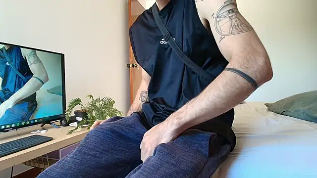 ALEJANDRO BIGCOCK online show from 07/11/26, 12:19