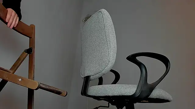 Snapshot of Master_Mark_Wayne chatting on 11/15/25, 08:16 Master Mark Wayne online show from 11/15/25, 08:16