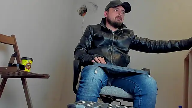 Snapshot of Master_Mark_Wayne chatting on 11/19/25, 11:27 Master Mark Wayne online show from 11/19/25, 11:27