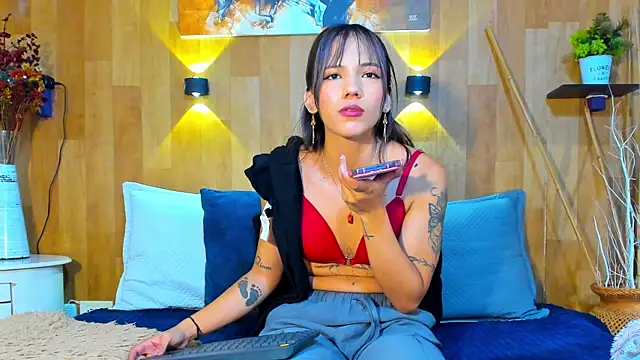 marianaa90 online show from 04/30/26, 01:28