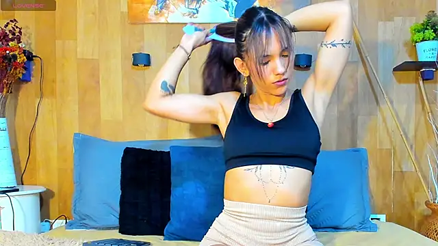 marianaa90 online show from 05/05/26, 04:04