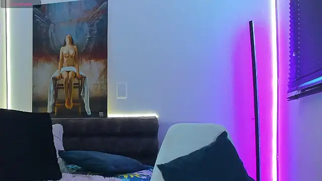 marianaa90 online show from 06/12/26, 03:33