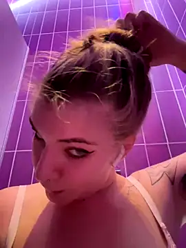 Holy Tereza online show from 12/04/24, 06:17