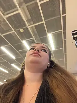 Snapshot of Holy_Tereza chatting on 01/16/26, 03:49 Holy Tereza online show from 01/16/26, 03:49