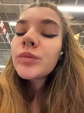 Snapshot of Holy_Tereza chatting on 02/07/26, 03:05 Holy Tereza online show from 02/07/26, 03:05