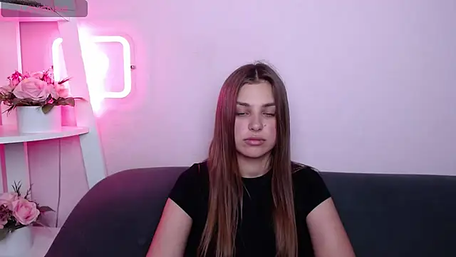 MilanaAngelAs online show from 06/20/26, 04:54