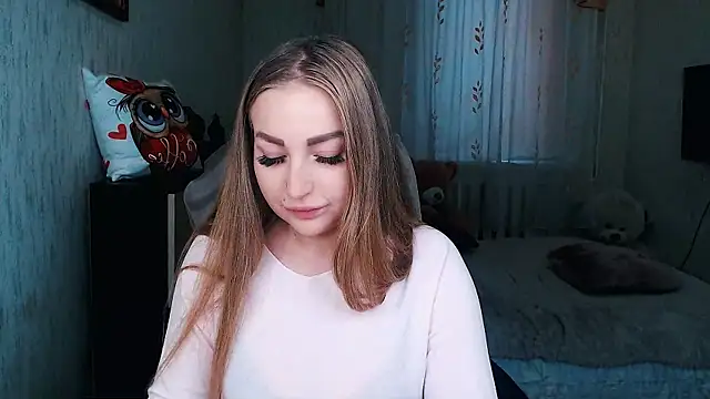  KittyBoo online show from 12/15/25, 08:51