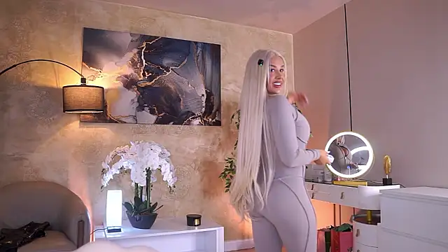 Snapshot of EvaZane chatting on 03/22/26, 09:51 EvaZane online show from 03/22/26, 09:51