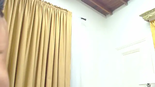 Snapshot of MiaCallie chatting on 03/02/25, 07:56 MiaCallie online show from 03/02/25, 07:56