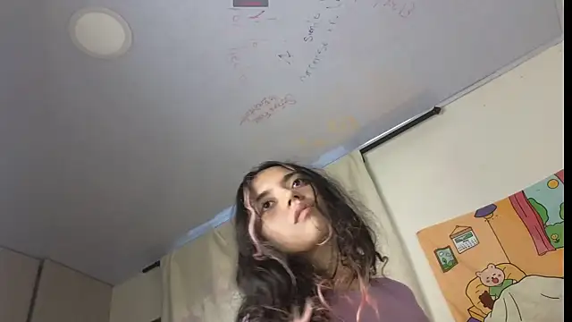 Snapshot of ViolettaSummer chatting on 12/24/24, 11:49 ViolettaSummer online show from 12/24/24, 11:49