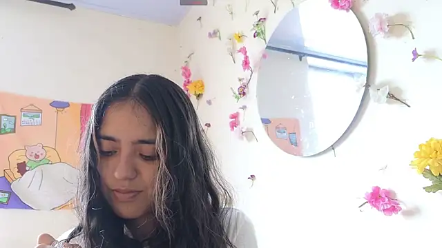 Snapshot of ViolettaSummer chatting on 01/11/25, 06:44 ViolettaSummer online show from 01/11/25, 06:44