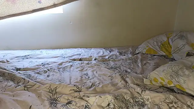 Snapshot of ViolettaSummer chatting on 01/17/25, 09:28 ViolettaSummer online show from 01/17/25, 09:28