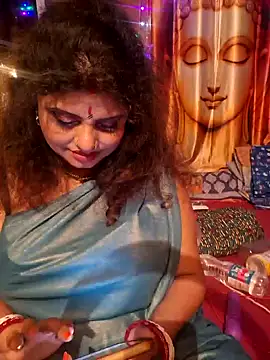 Maaya66 online show from 12/17/24, 10:32