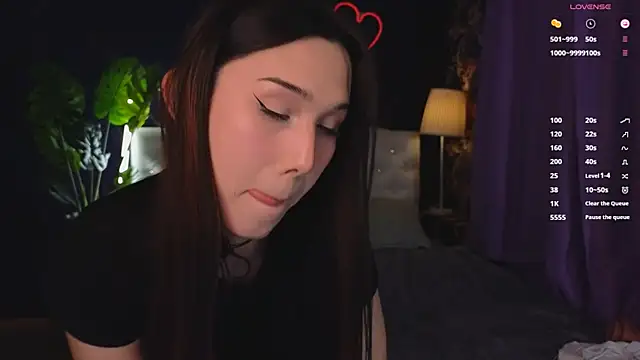 Snapshot of Kaia_Sunshine_Mia chatting on 02/16/25, 04:10 Kaia Sunshine Mia online show from 02/16/25, 04:10