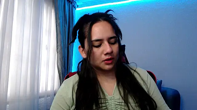 Snapshot of Lexyevans chatting on 12/02/24, 07:38 Lexyevans online show from 12/02/24, 07:38