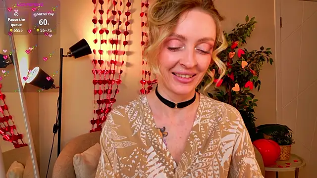 Snapshot of sexuallycorrecte chatting on 02/14/26, 09:33 sexuallycorrecte online show from 02/14/26, 09:33