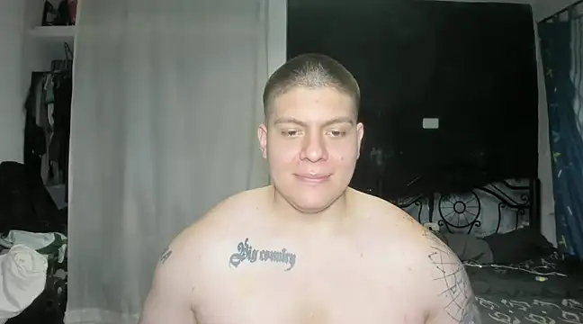 Snapshot of regan_jhonso chatting on 01/17/25, 06:47 regan jhonso online show from 01/17/25, 06:47