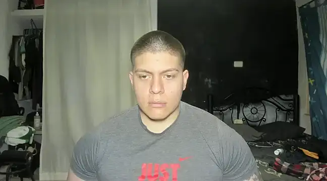 Snapshot of regan_jhonso chatting on 01/18/25, 10:49 regan jhonso online show from 01/18/25, 10:49