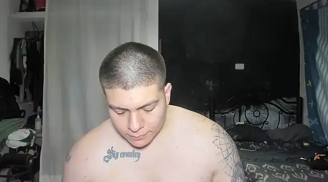 Snapshot of regan_jhonso chatting on 01/19/25, 06:20 regan jhonso online show from 01/19/25, 06:20