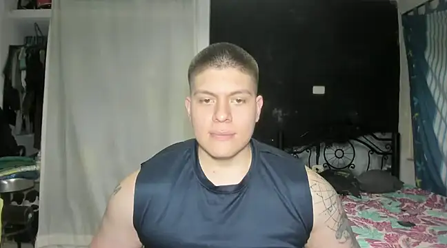 Snapshot of regan_jhonso chatting on 01/27/25, 03:58 regan jhonso online show from 01/27/25, 03:58