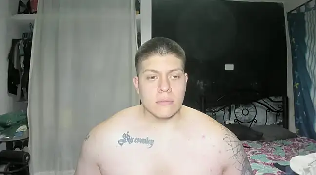 Snapshot of regan_jhonso chatting on 01/31/25, 05:40 regan jhonso online show from 01/31/25, 05:40