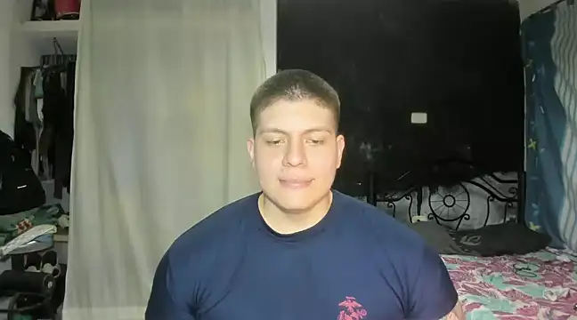 Snapshot of regan_jhonso chatting on 02/01/25, 05:49 regan jhonso online show from 02/01/25, 05:49