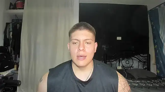 Snapshot of regan_jhonso chatting on 02/08/25, 07:15 regan jhonso online show from 02/08/25, 07:15