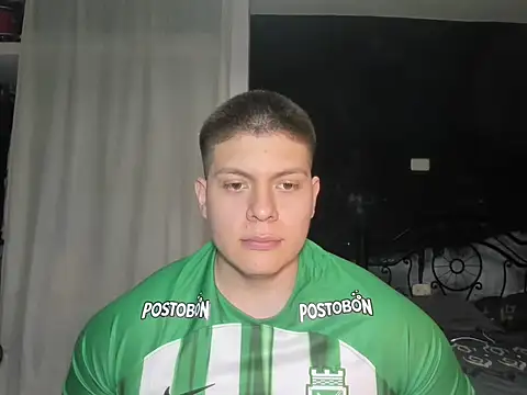 Snapshot of regan_jhonso chatting on 02/11/25, 05:05 regan jhonso online show from 02/11/25, 05:05