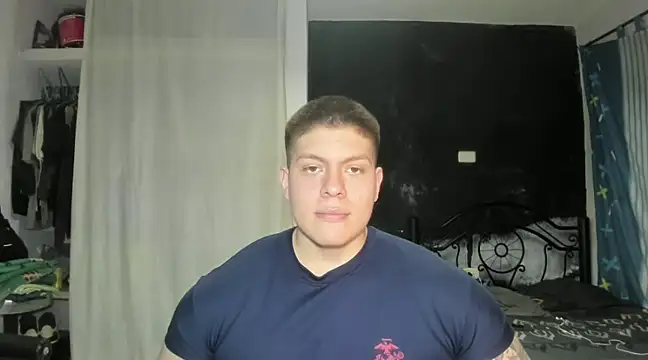 Snapshot of regan_jhonso chatting on 02/20/25, 10:04 regan jhonso online show from 02/20/25, 10:04