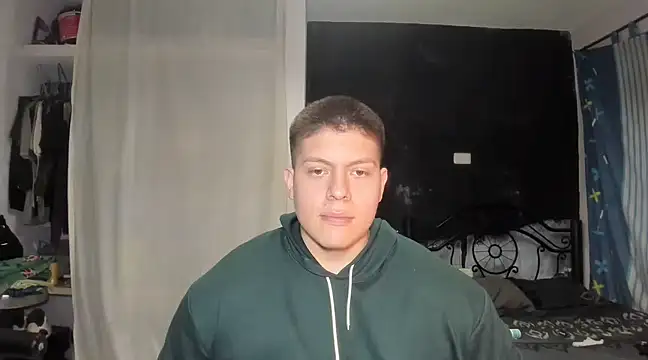 Snapshot of regan_jhonso chatting on 02/21/25, 05:31 regan jhonso online show from 02/21/25, 05:31