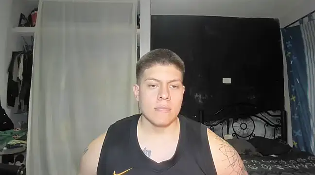 Snapshot of regan_jhonso chatting on 02/23/25, 04:50 regan jhonso online show from 02/23/25, 04:50