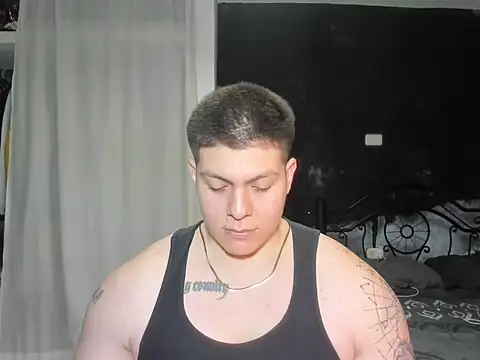 Snapshot of regan_jhonso chatting on 02/28/25, 07:48 regan jhonso online show from 02/28/25, 07:48