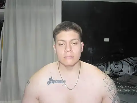 Snapshot of regan_jhonso chatting on 02/28/25, 03:59 regan jhonso online show from 02/28/25, 03:59