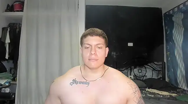 Snapshot of regan_jhonso chatting on 03/21/25, 07:11 regan jhonso online show from 03/21/25, 07:11