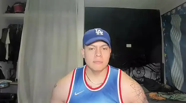 Snapshot of regan_jhonso chatting on 03/22/25, 04:15 regan jhonso online show from 03/22/25, 04:15