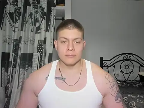 Snapshot of regan_jhonso chatting on 09/25/25, 07:12 regan jhonso online show from 09/25/25, 07:12