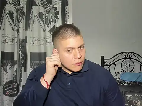 Snapshot of regan_jhonso chatting on 10/28/25, 08:07 regan jhonso online show from 10/28/25, 08:07