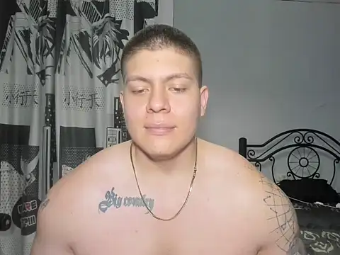 Snapshot of regan_jhonso chatting on 11/06/25, 09:32 regan jhonso online show from 11/06/25, 09:32