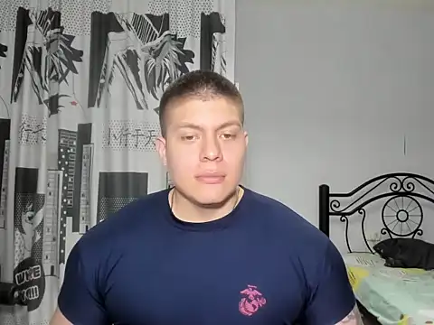 Snapshot of regan_jhonso chatting on 11/14/25, 07:56 regan jhonso online show from 11/14/25, 07:56