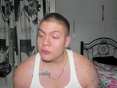 Snapshot of regan_jhonso chatting on 02/05/26, 09:03 regan jhonso online show from 02/05/26, 09:03