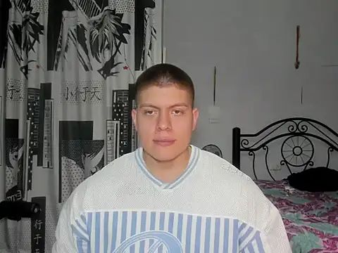 Snapshot of regan_jhonso chatting on 02/26/26, 04:11 regan jhonso online show from 02/26/26, 04:11