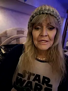 annika lately online show from 03/03/25, 02:47