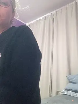 BritneyHudson online show from 09/26/25, 02:04