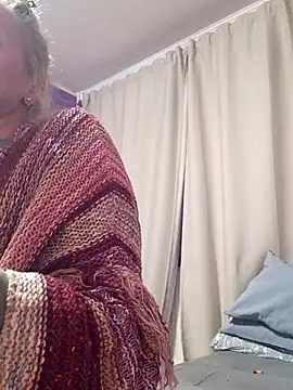 BritneyHudson online show from 09/30/25, 12:59