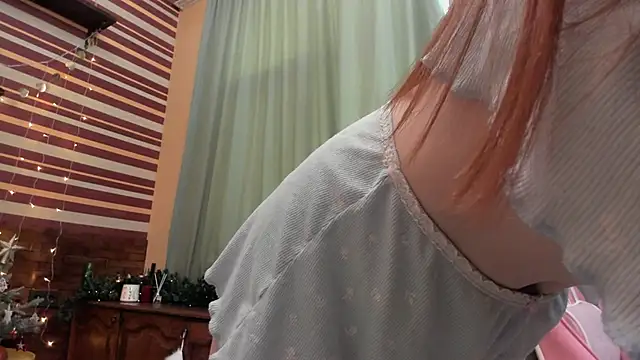 MilanaMua online show from 12/14/25, 07:47