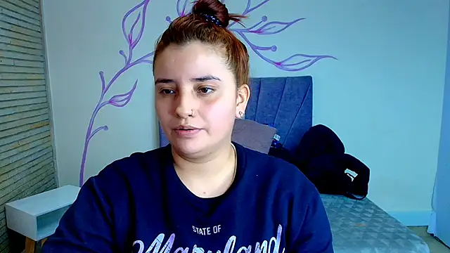 ZaraNolimits  online show from 12/21/24, 08:10