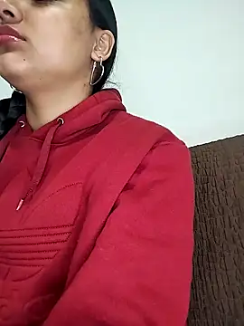 Snapshot of Alix_sweet22 chatting on 12/14/24, 06:09 Alix sweet22 online show from 12/14/24, 06:09